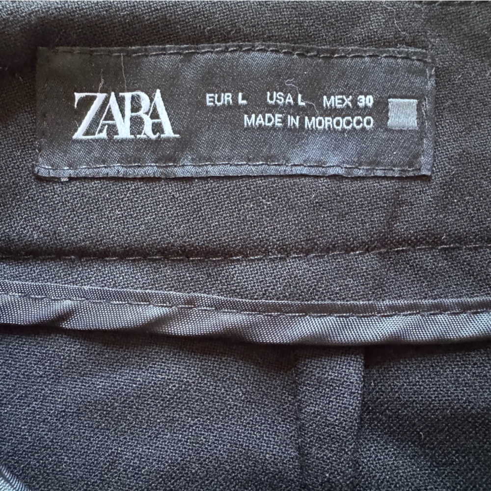 Zara Black High-Waist Tailored Shorts - Picture 3 of 5